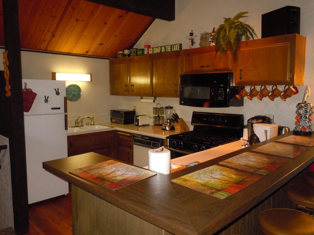 Two-Bedroom Plus Den Economy Unit #81 By Escape For All Seasons Bus Lic #23546 Big Bear Lake Luaran gambar